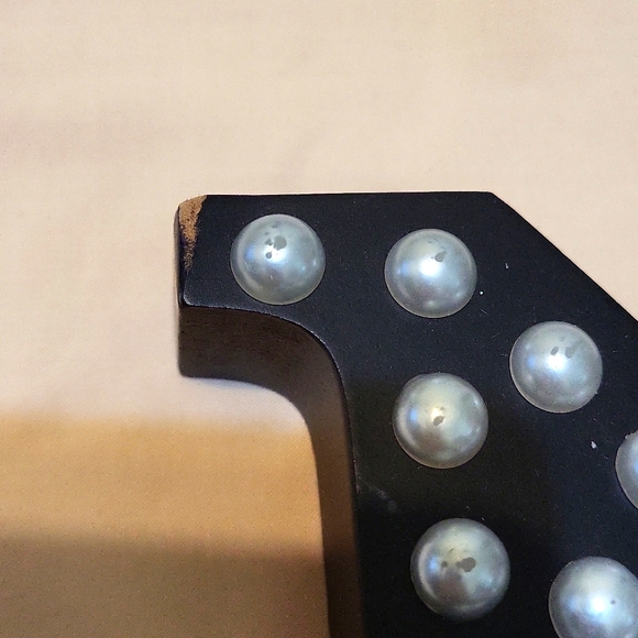 Letter "N" Decor - Picture 4 of 6